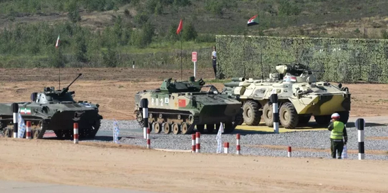 ZBD03步兵戰(zhàn)車(chē)亮相“空降排”，92A輪式裝甲車(chē)再戰(zhàn)“晴空”